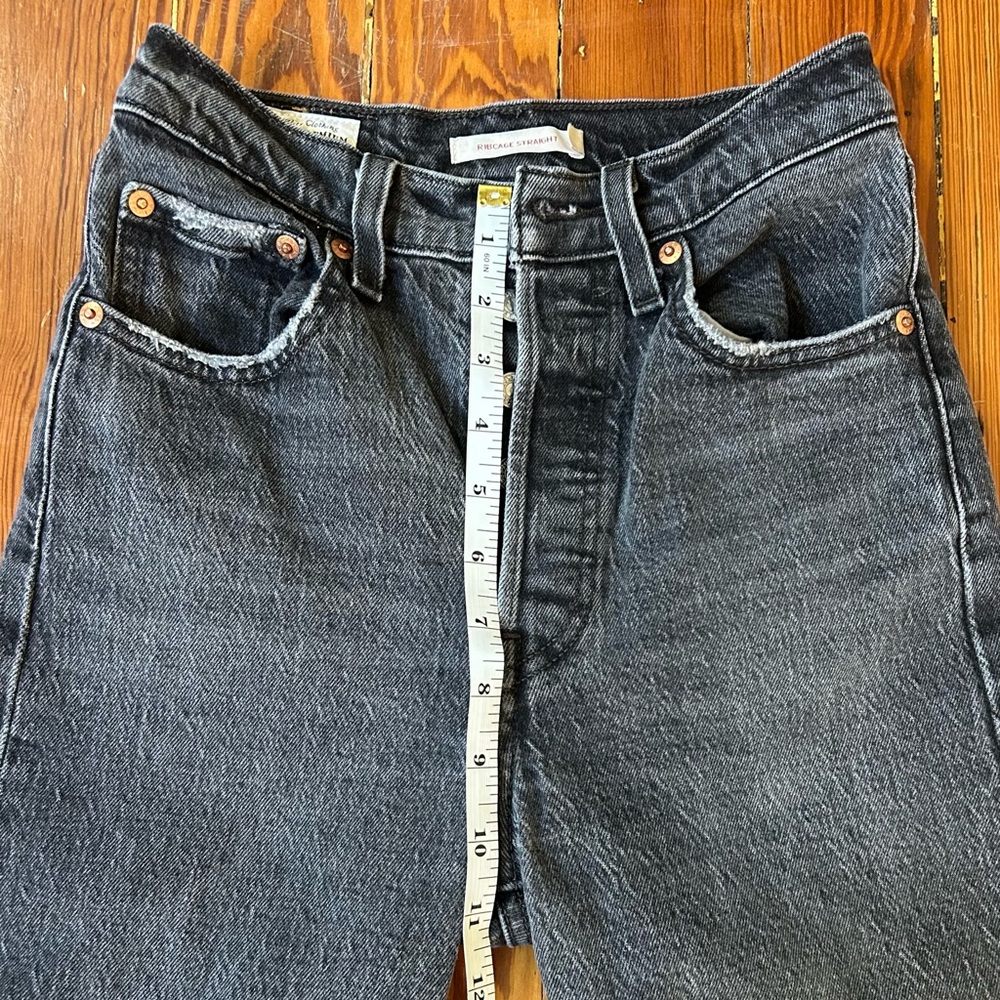 Levi's Women's Straight Leg Jeans - Dark Gray - Picture 6 of 6